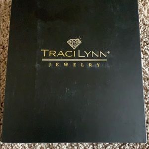 necklace and earring set